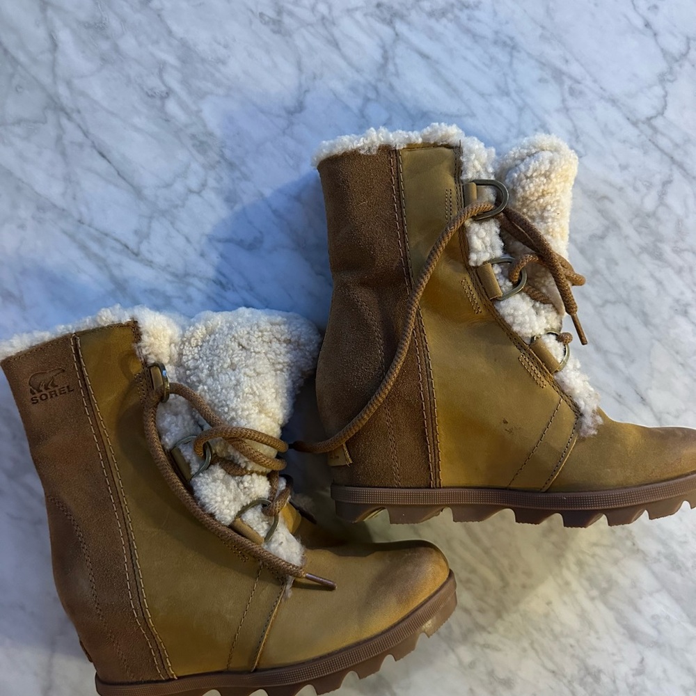Sorel Joan of Arctic Cozy Wedge